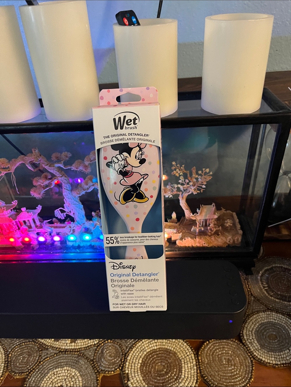 Disney Minnie Mouse Detangler Brush - White with Pink and Yellow Polka Dots